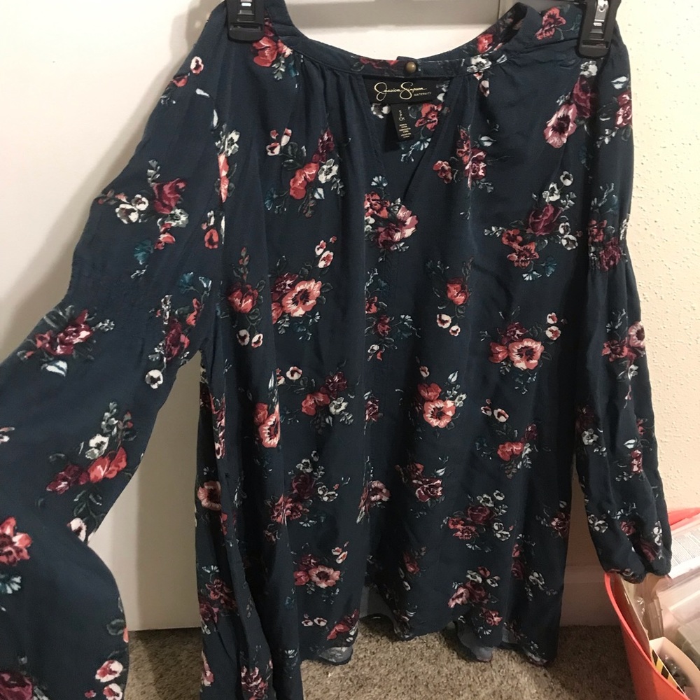 Jessica Simpson floral maternity long top